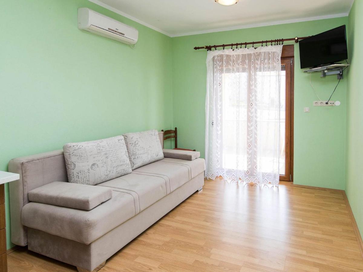 Apartment Nikol - CKV123 Crikvenica Buitenkant foto