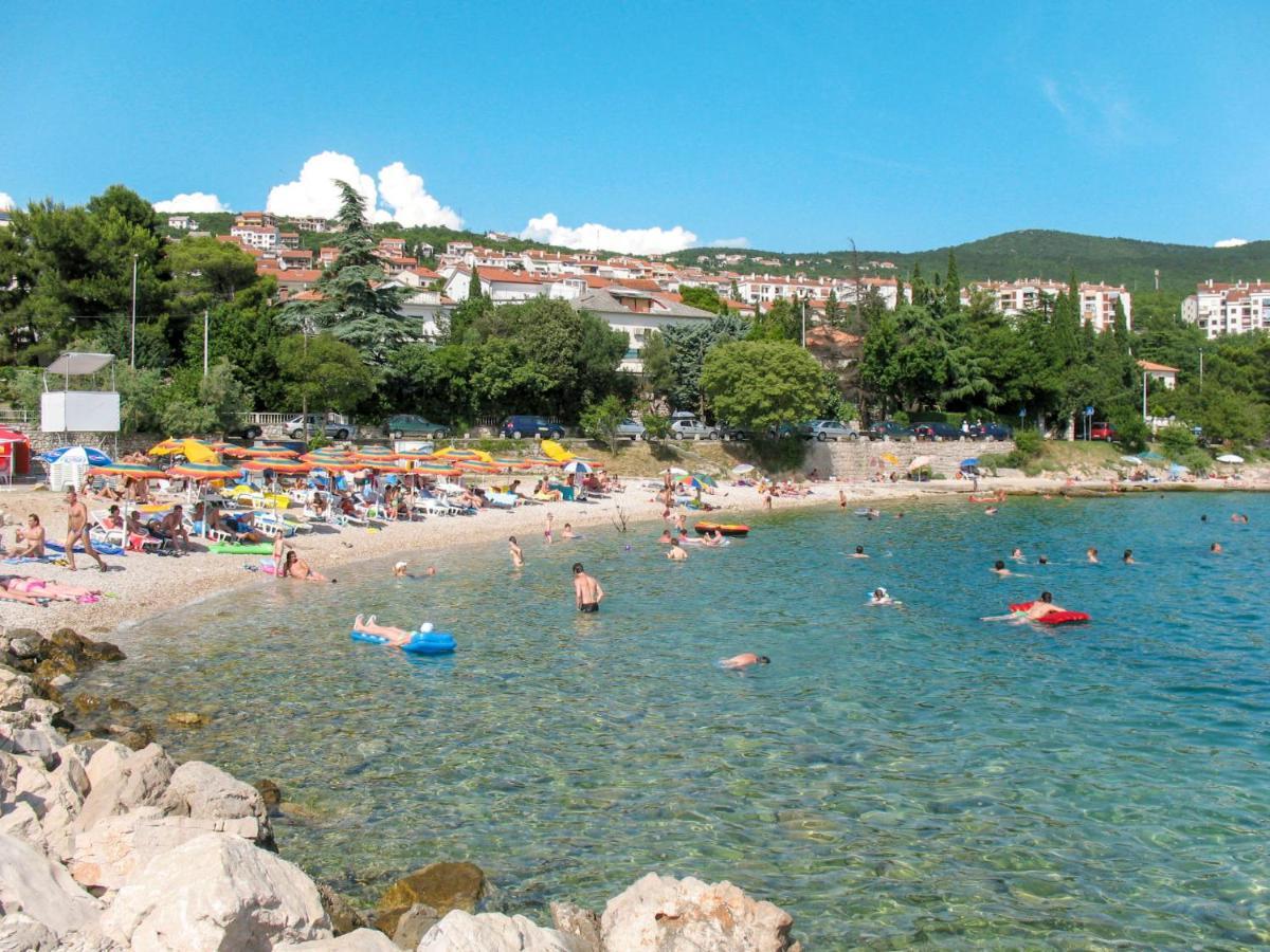 Apartment Nikol - CKV123 Crikvenica Buitenkant foto